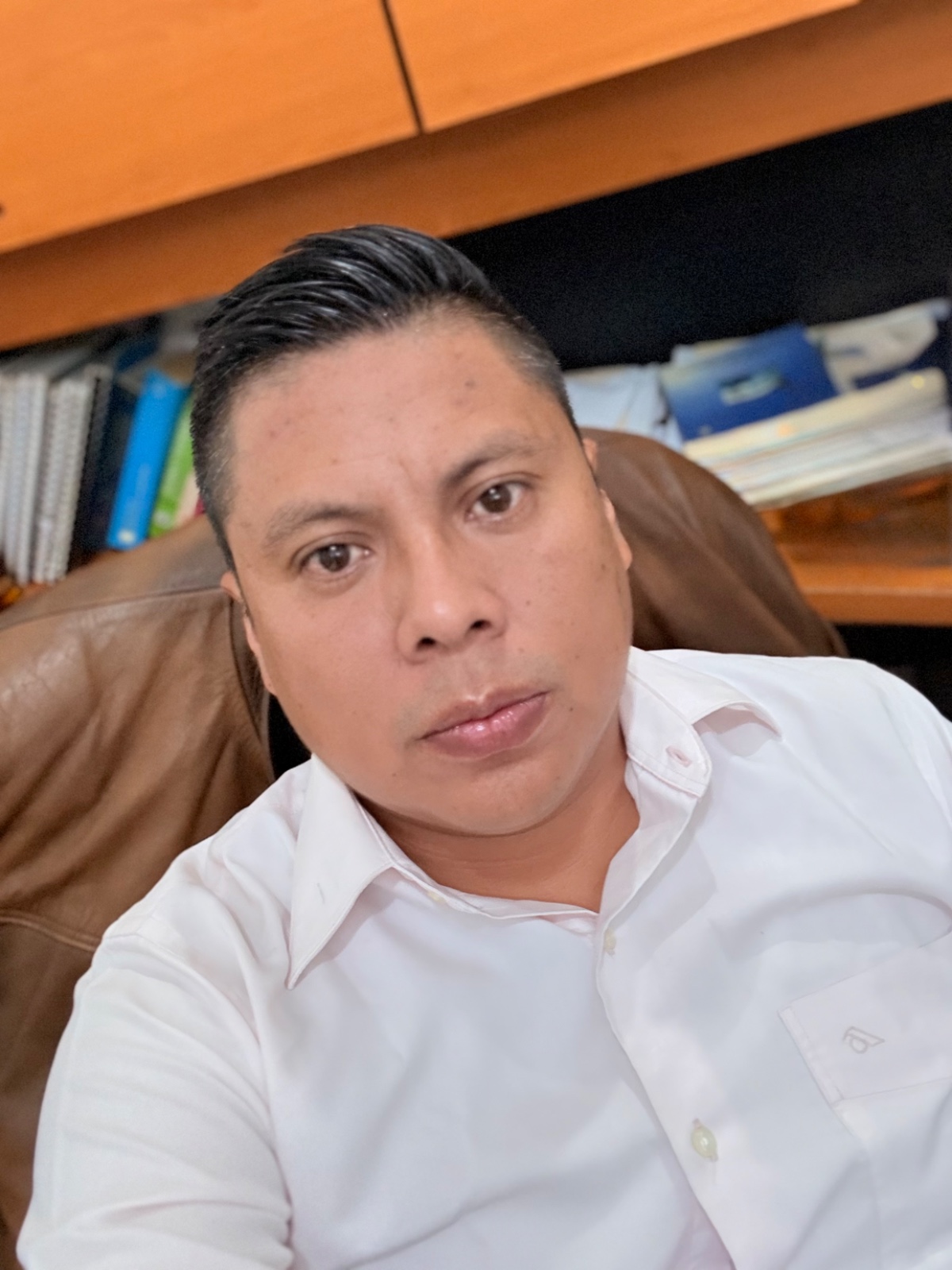 Dr. Esteban Mendoza Sandoval